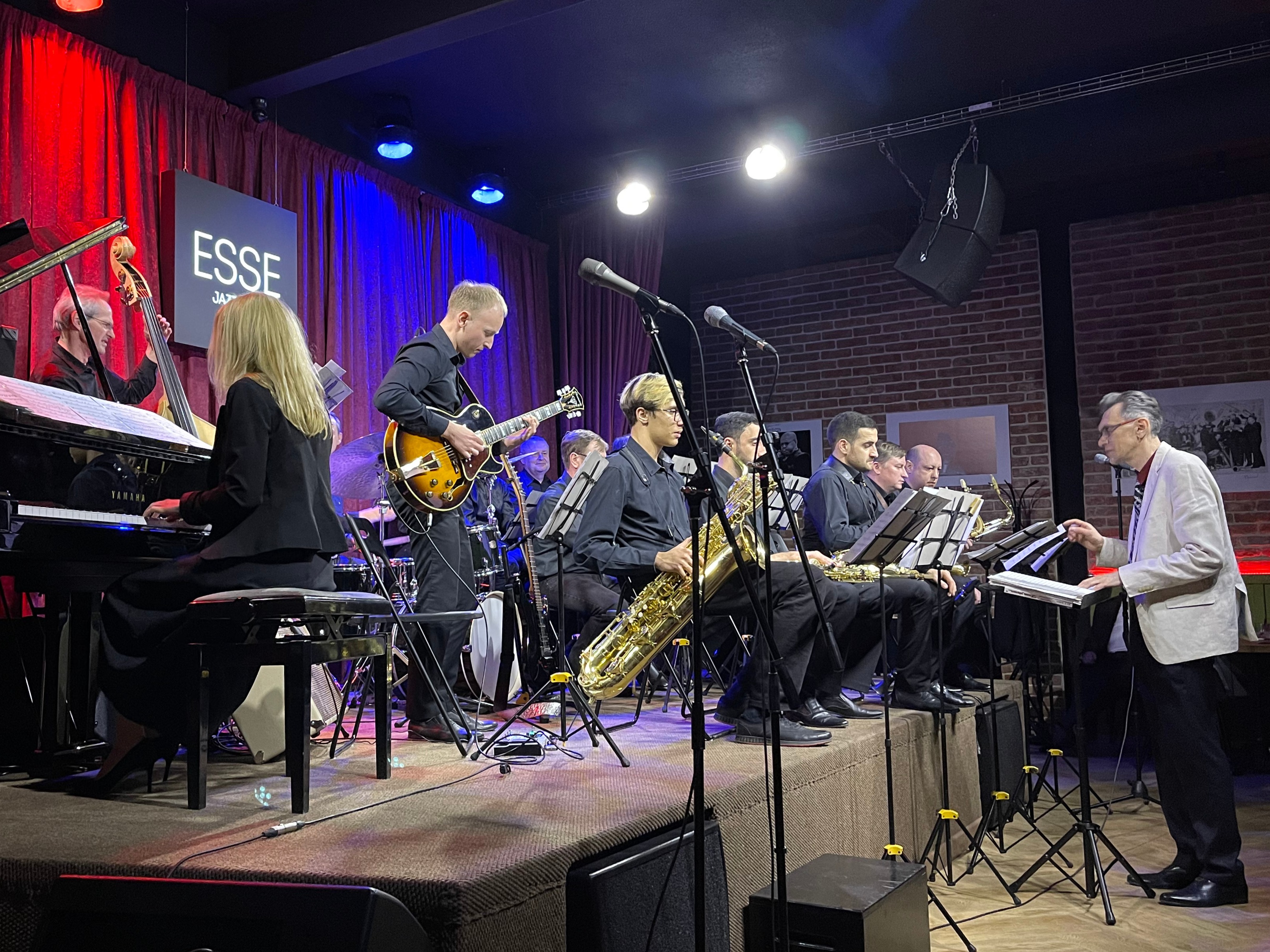 Джаз клуб эссе ростов