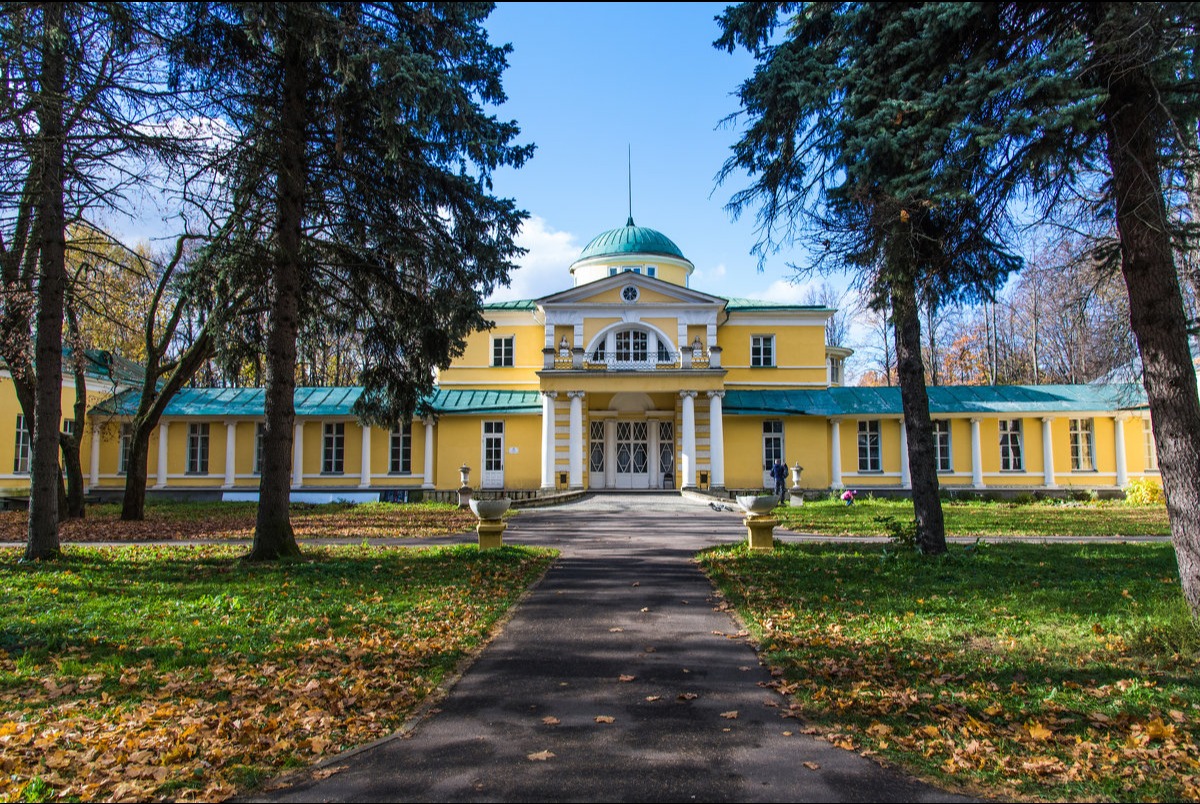 Усадьба фотографии. Усадьба Строгановых в Братцево. Усадьба Братцево в Москве. Усадьба в Тушино Братцево. Парк Братцево усадьба.