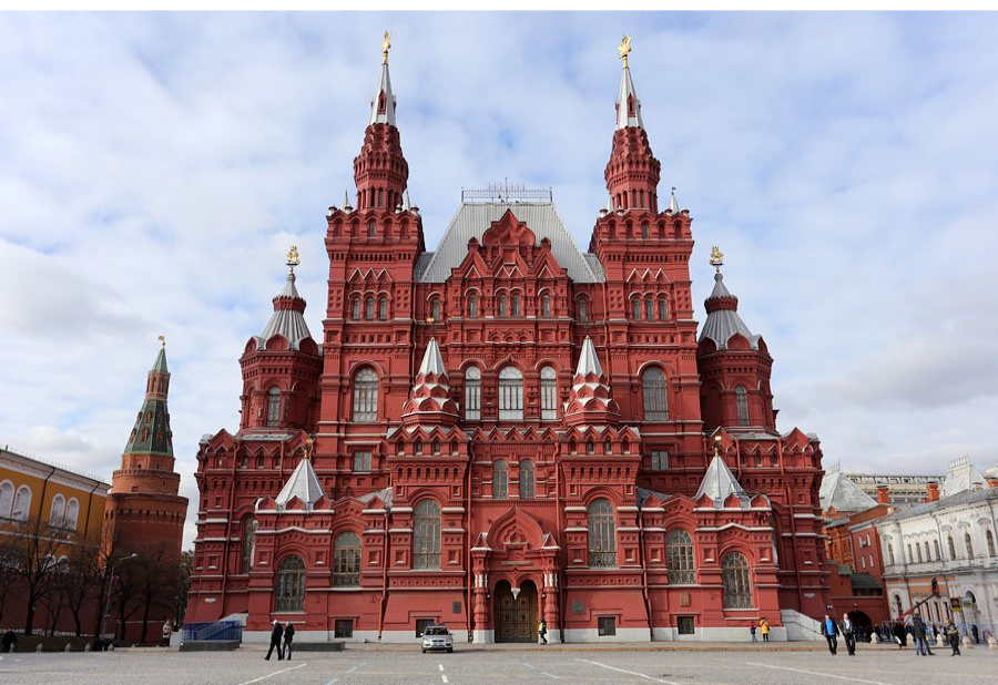 Москва 19.08. Исторический музей на красной площади.