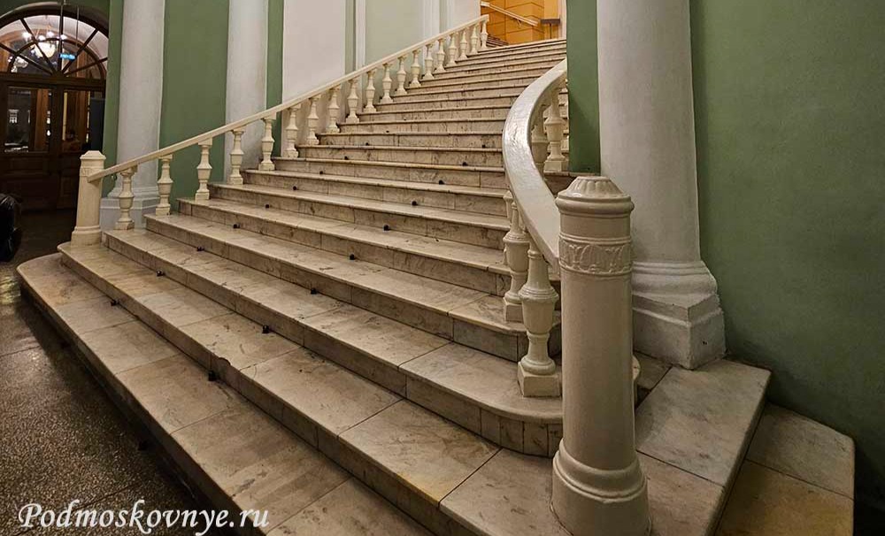 Экскурсия. Тайны закулисья Театра РАМТ
