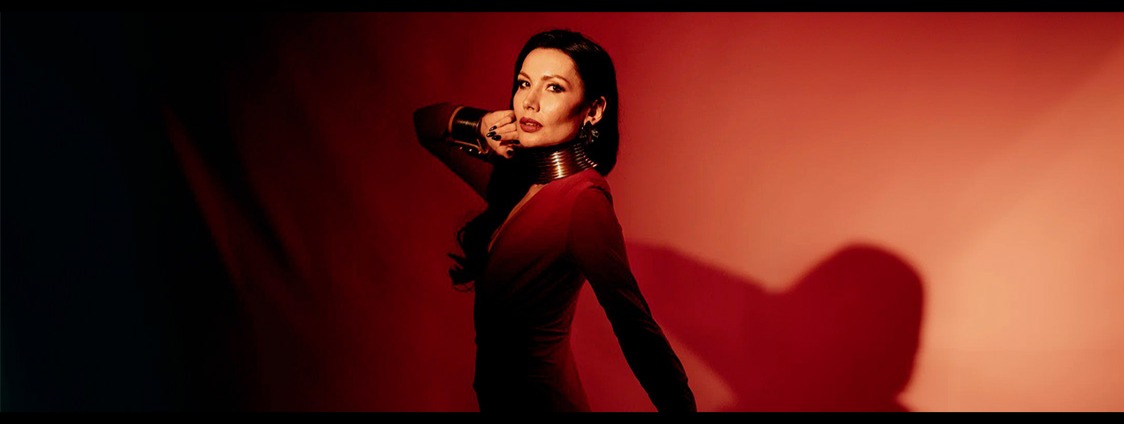АЛИНА ВЛАДИМИРОВА: «TIMELESS SADE»