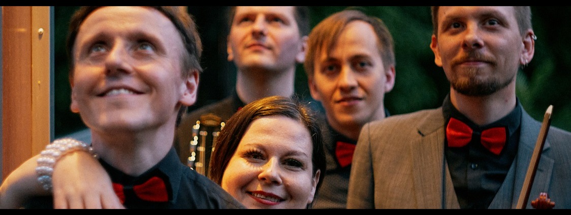 THE ROASTED ROOSTER: «DOUBLE CELEBRATION»