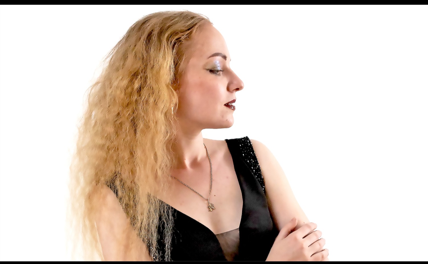 Салон с историей: Нувеллистъ №7 — концерт и экскурсия — СЧЁТ: деньги, устройства, документы 19 века — вечеринка с фуршетом в музее на Невском