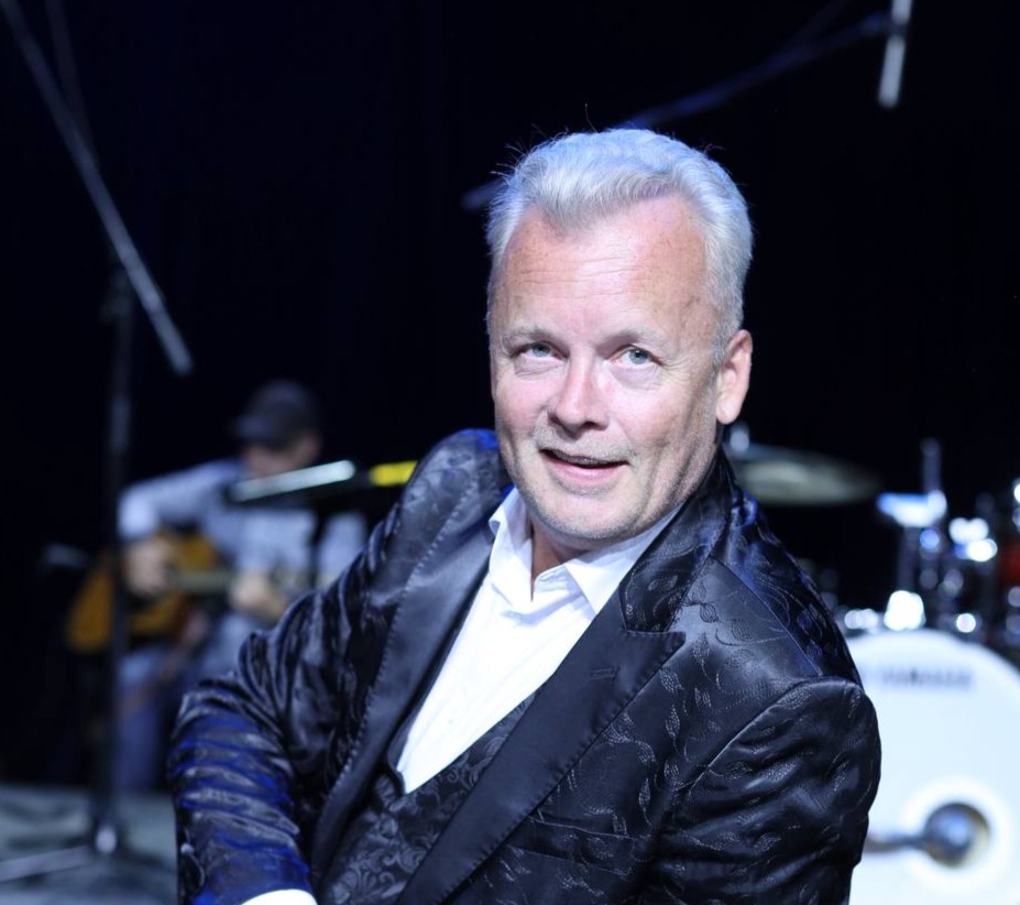 ДЕНИС МАЖУКОВ. Рок-н-ролл 50х годов