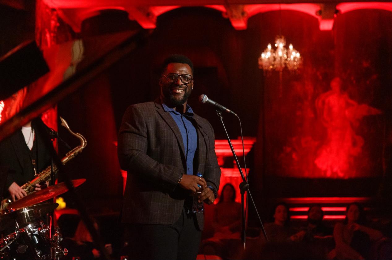 "Christmas Jazz": Новогодний концерт с джазовой звездой Gabriel Bhiggest & Motown Band на теплой панорамной крыше