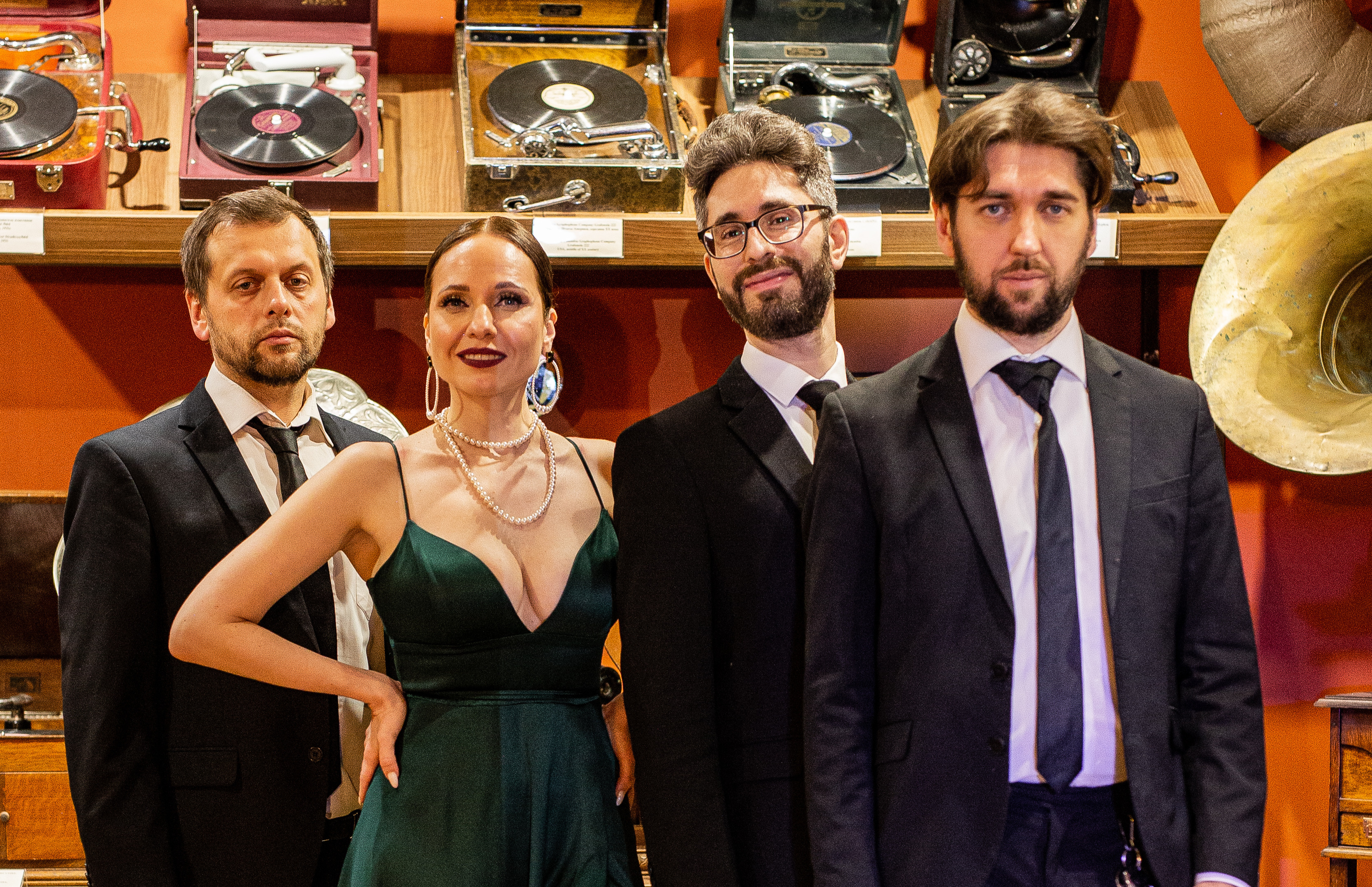 Эллен Болсанова и «ELLENBAND» - «ВИНТАЖНЫЙ ПОП-ДЖАЗ»