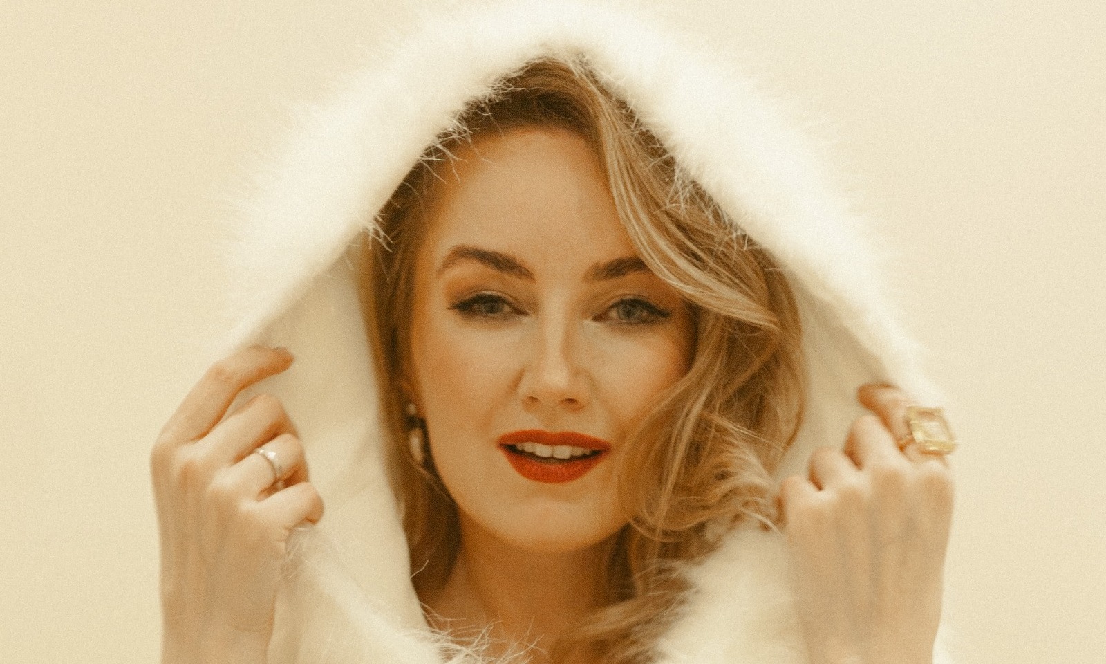 Анастасия Лютова & The Band