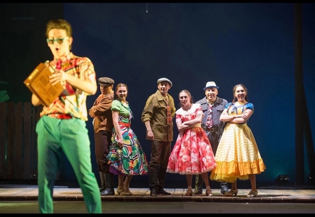 Спектакль «Деревенские стиляги»