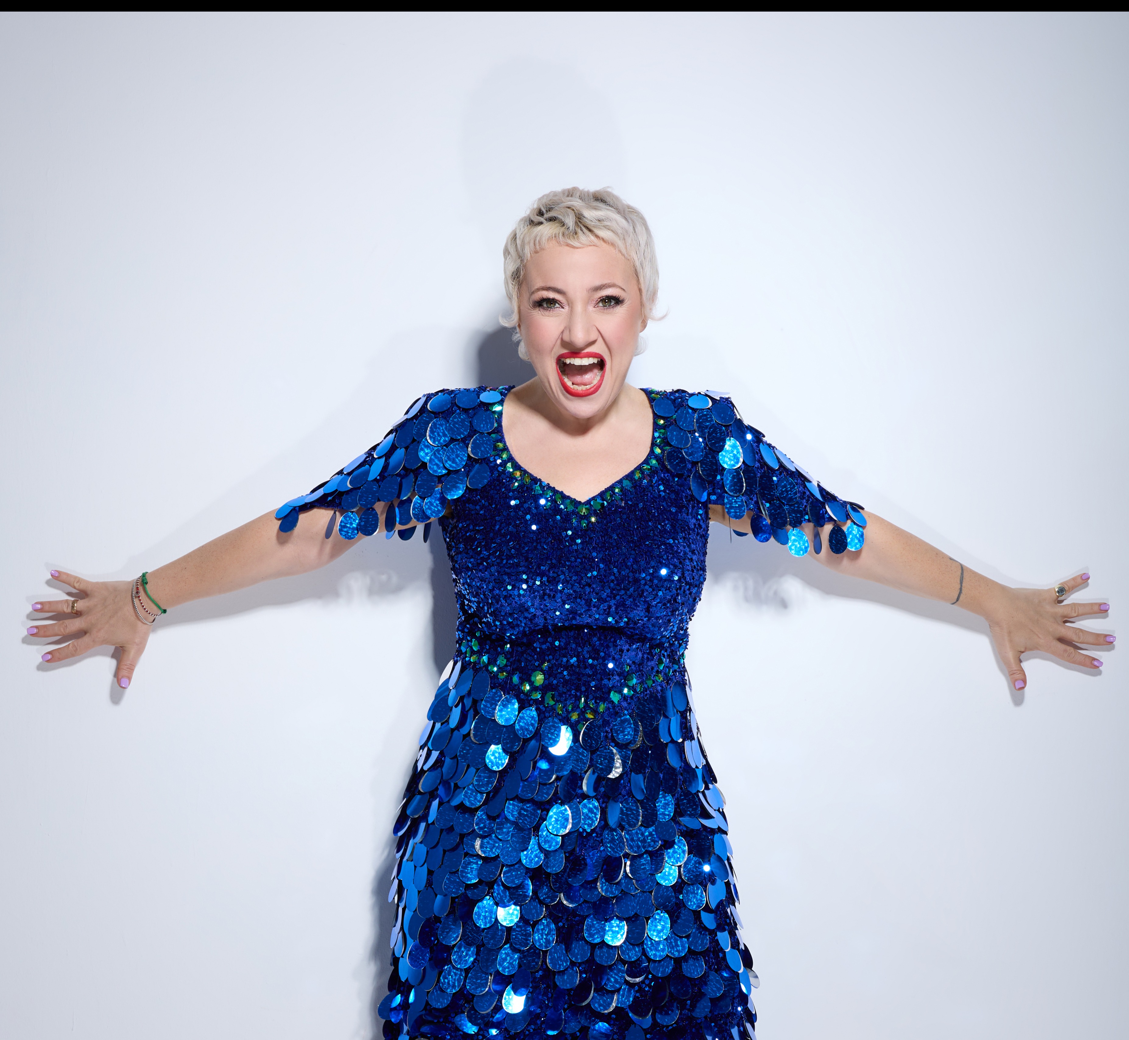 Джаз-панк кабаре Теоны Контридзе