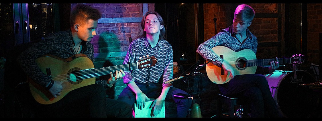 GUITAR DAY: YUNASH BROS. & DJANGO FRIENDS