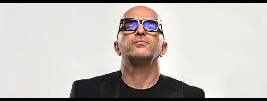 АЛЕКСАНДР ШОУА И ОРКЕСТР СЕРГЕЯ ДОЛЖЕНКОВА