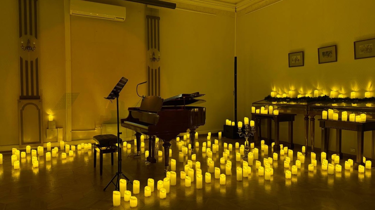 Мировые хиты: дудук, саксофон, флейта и рояль при свечах.